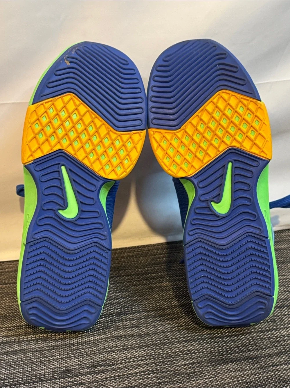 Nike LeBron Witness 8 
